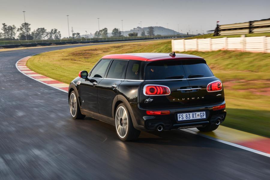  Mini John Cooper Works Clubman 2017 года  (ZA) (фото 16 из 40)